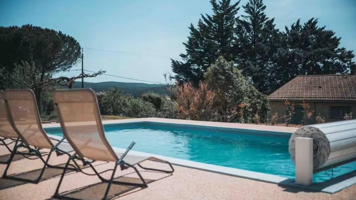 Vagnas Villa | *Spacious villa for 8 people with swimming pool near Vallon-Pont-d'Arc*.