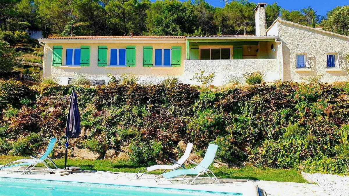 Saint-Nazaire House | Spacious Villa in Saint-Nazaire
