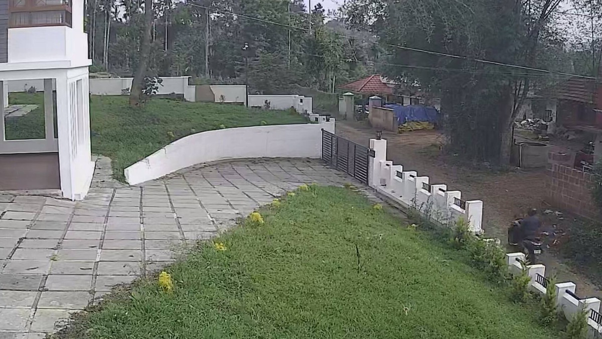 Sulthan Bathery Villa | Spacious Villa for large families or small gatherings, with great forest view.