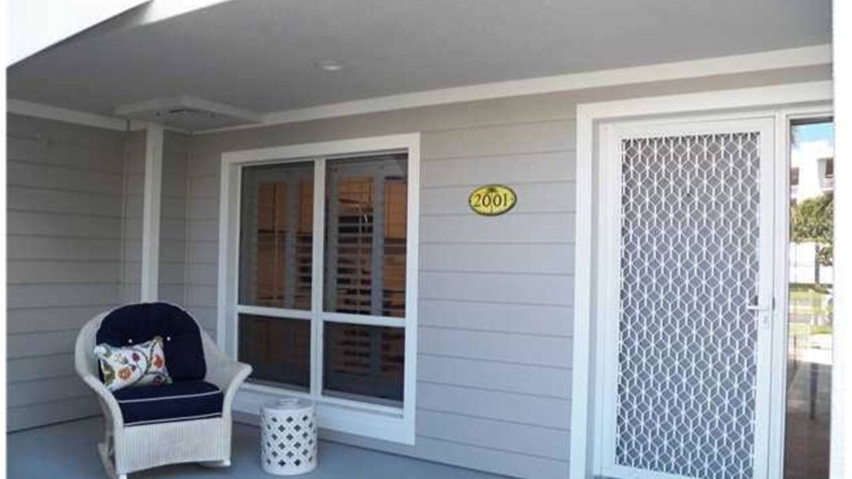 Stuart Condo | Spacious Waterfront Condo on Intercoastal with Private Beach - easy access