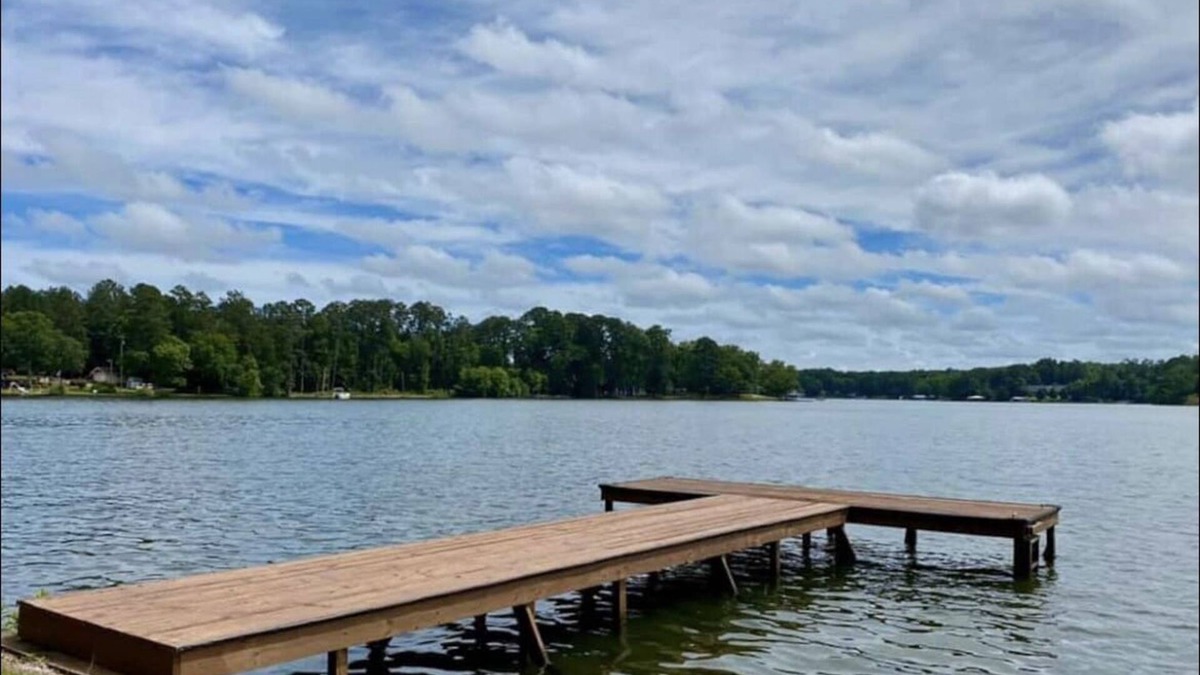Covington House | Spacious waterfront home on Jackson Lake.