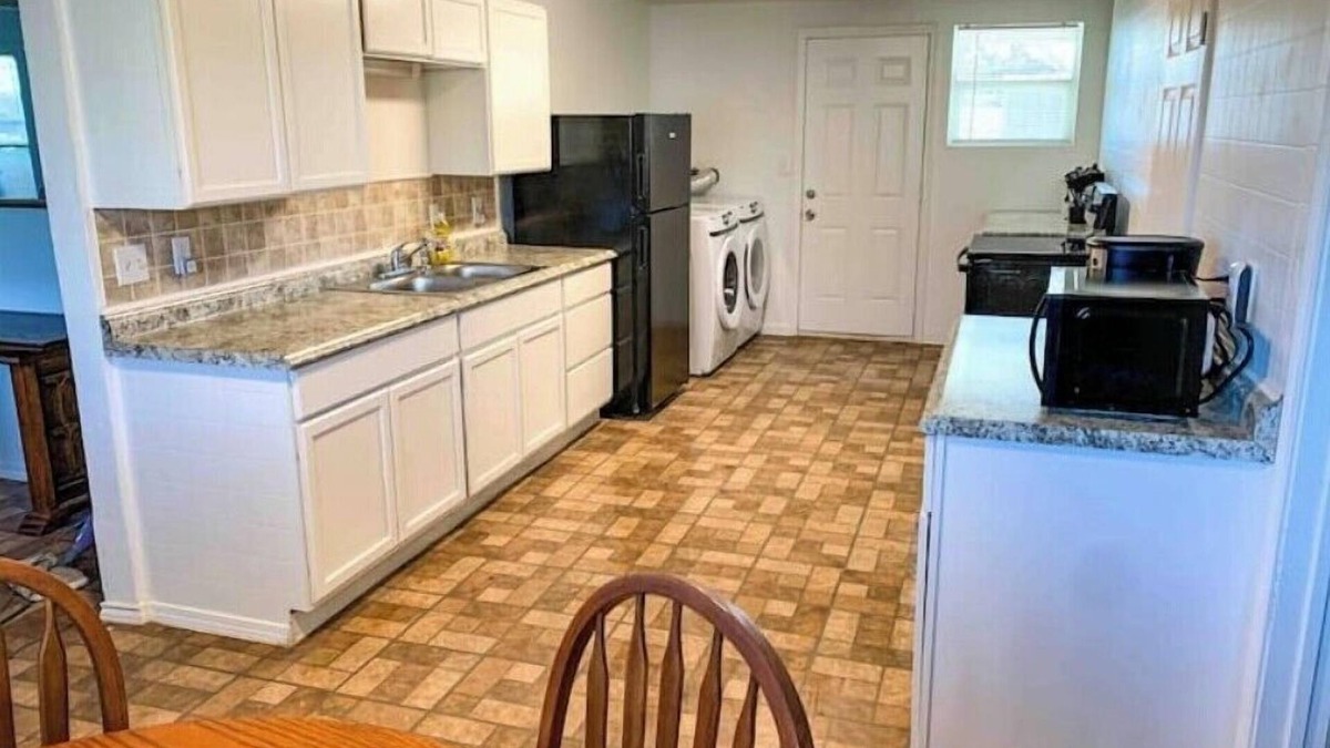 Lubbock House | ★Spacious★4BR/2BA★Easy access to TTU/UMC/Cntrl LBK
