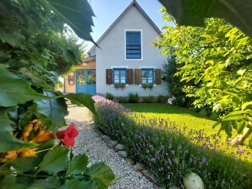 Pecsely House | Spaletta