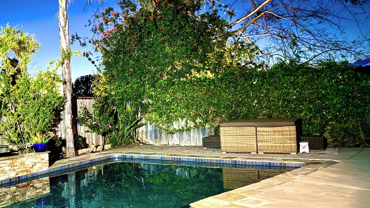 Bay Park House | Spanish gated Villa w/pool & spa near Mission Bay