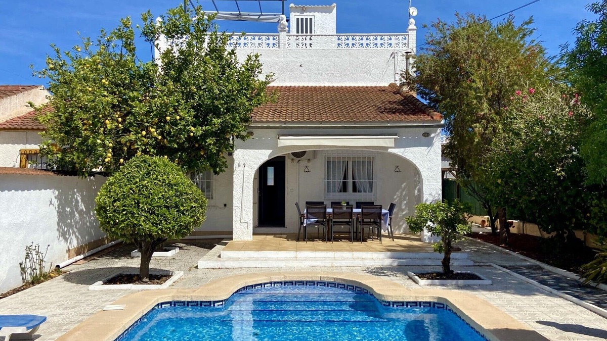 Los Balcones Villa | Spanish Villa with own private pool located in Los Balcones