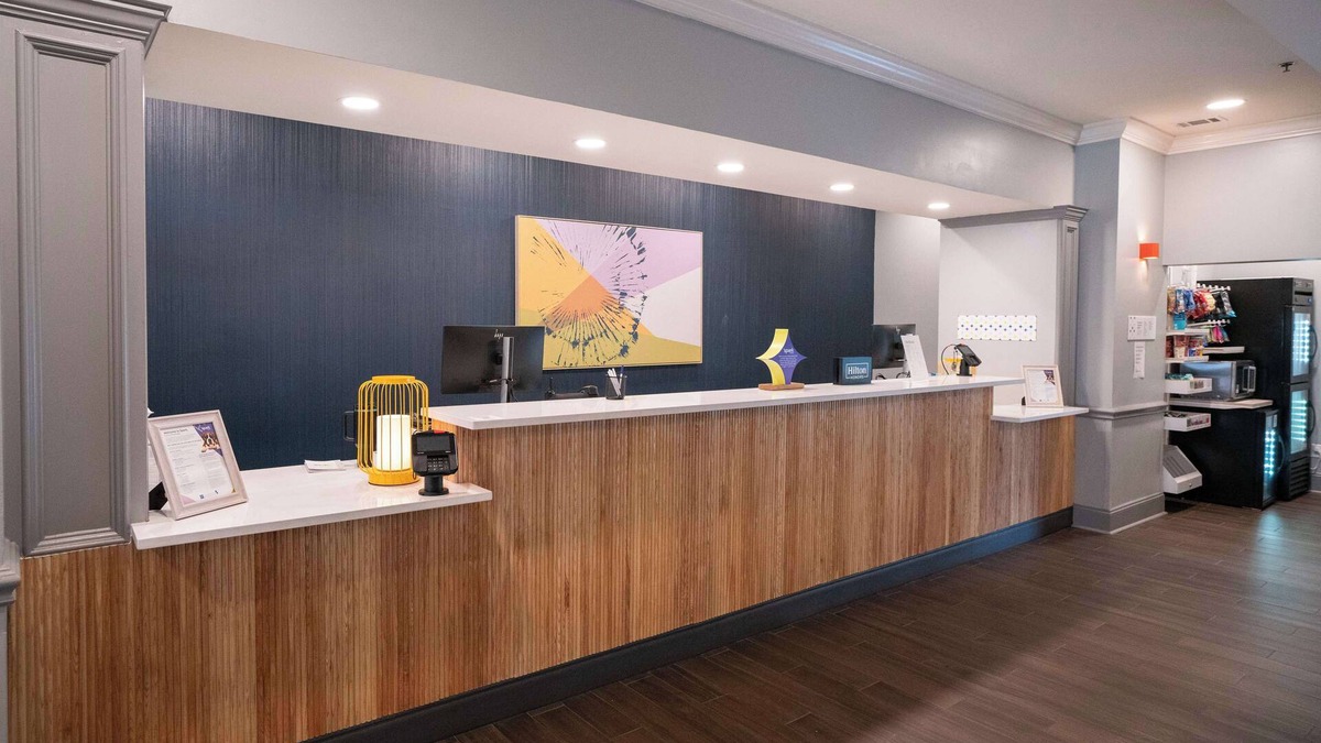 Brandon Hotel | Spark by Hilton Brandon
