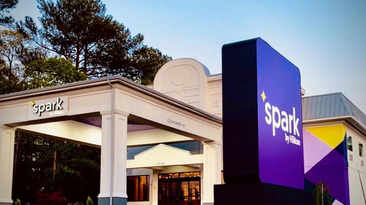 Gwinnett Place Hotel | Spark by Hilton Duluth