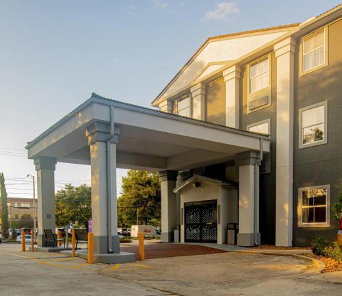 Lafayette Hotel | Spark By Hilton Lafayette South