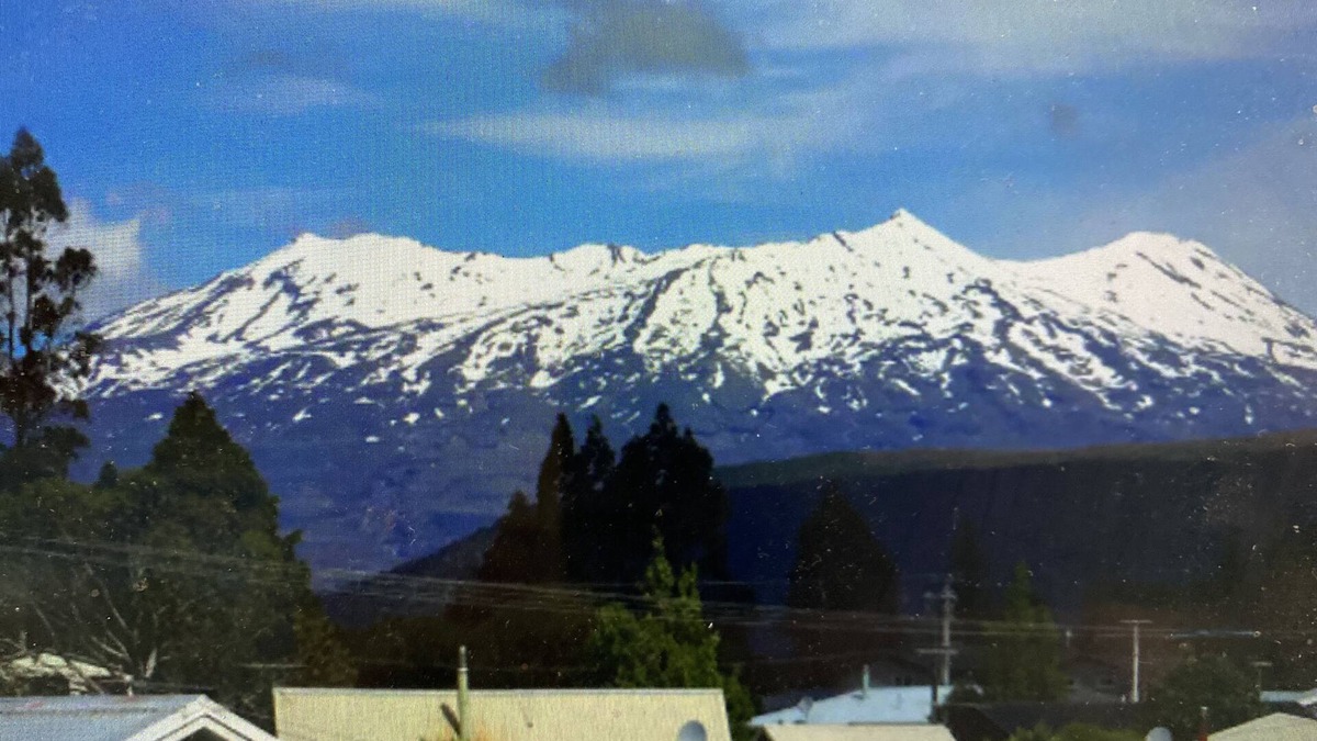 National Park Village House | Sparkling 3-bedroom home with fireplace and views