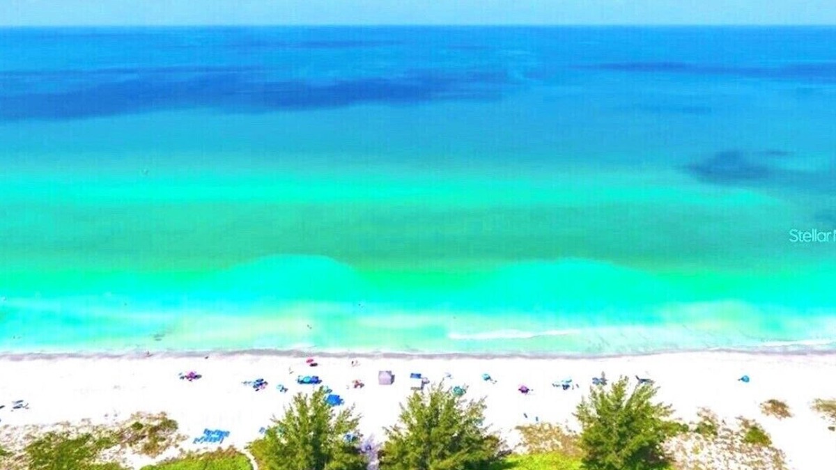 Whitney Beach Villa | Sparkling Clean, Updated 2BR/1BA Beach Condo. Unbeatable Location.