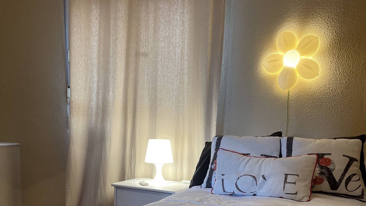 Luanco Condo | Special couples. Pack with CAVA, candles and romantic decoration. Next to the beach.