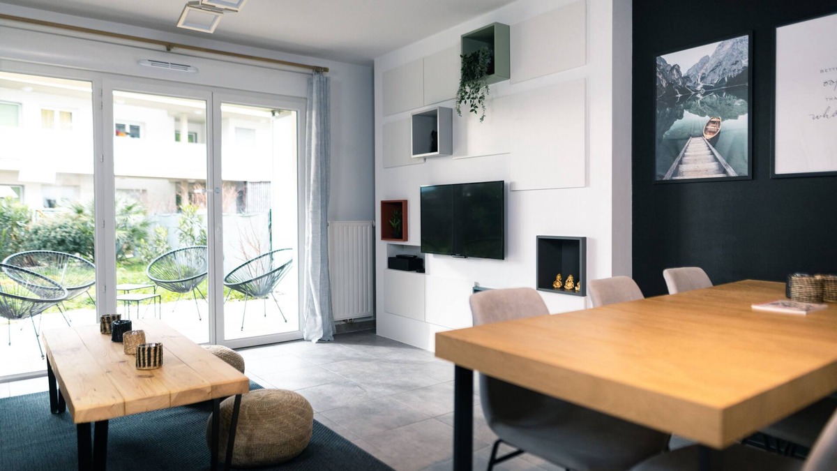 Aix-les-Bains Apartment | Special offer for curists on request I Private parking lot