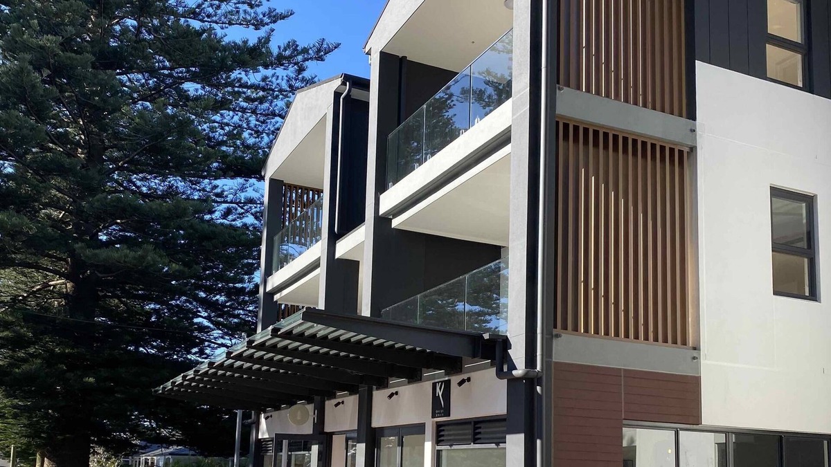 Gerringong Apartment | SPECIAL OFFER: pay for 3 nights and get the 4th free (except DEC/JAN)