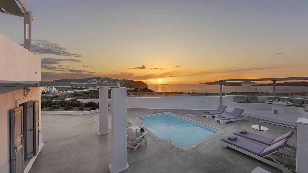 Akrotiri Villa | Special offer Stunning family-friendly Hemera Holiday Home villa on Santorini