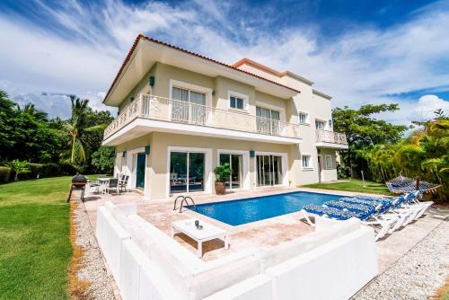 Bavaro Villa | Special offer! Villa Bueno with private pool&beach