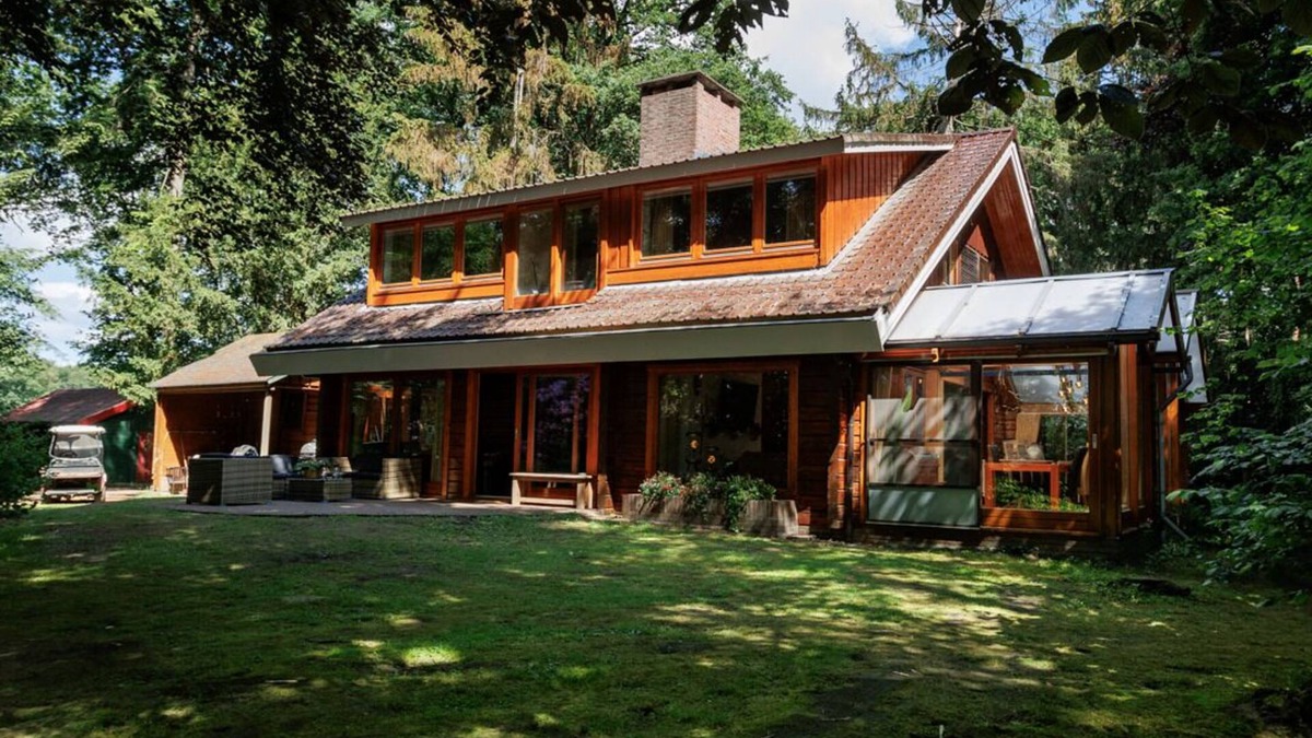 Soest Old Town Ski Chalet | Spectaculair gelegen Jagerhuys incl. gebruik Finse sauna