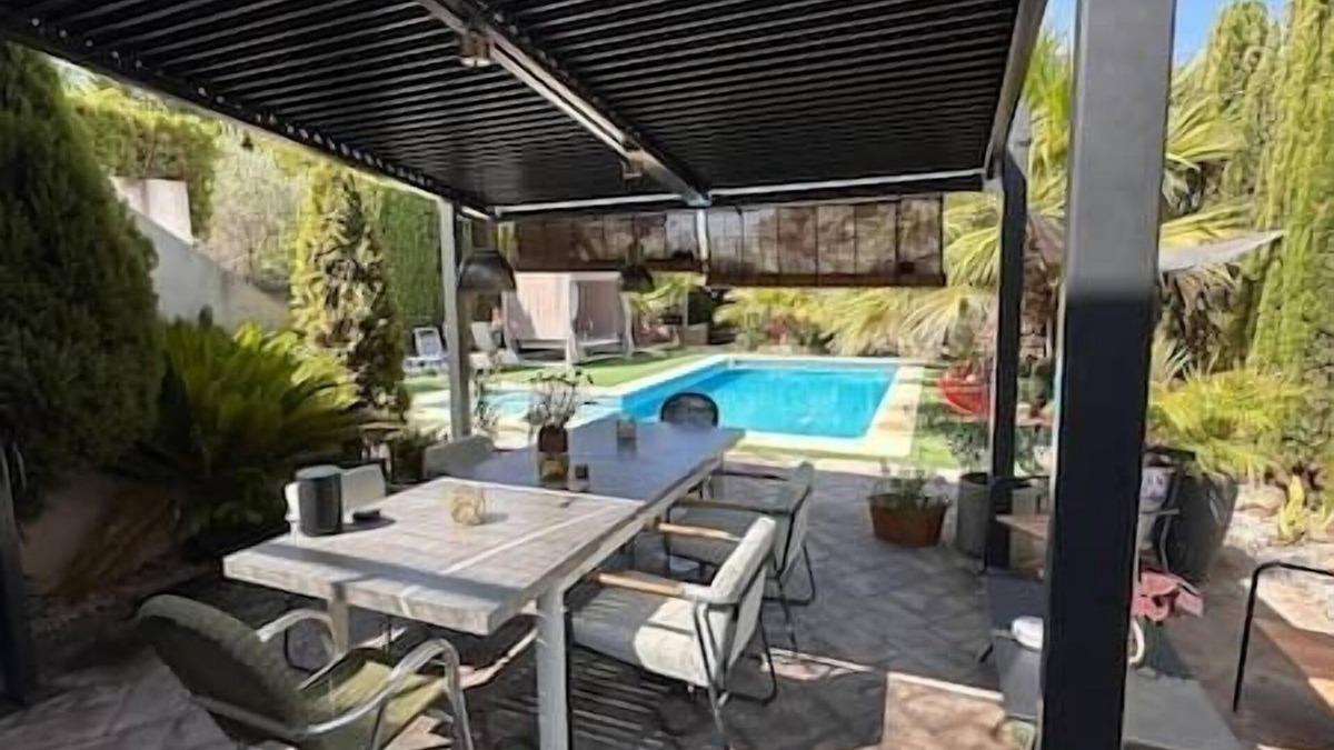 Lliria House | Spectacular accommodation with pool in Llíria