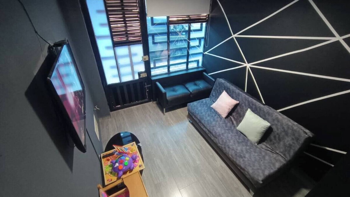 Kennedy House | Spectacular Apt-Family-Comfort-1Flat-CCEden!