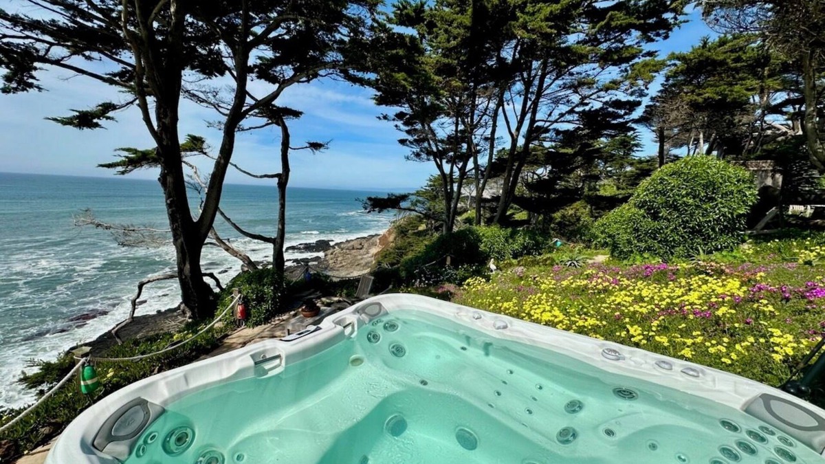 Montara House | Spectacular California Oceanfront Seaside Haven