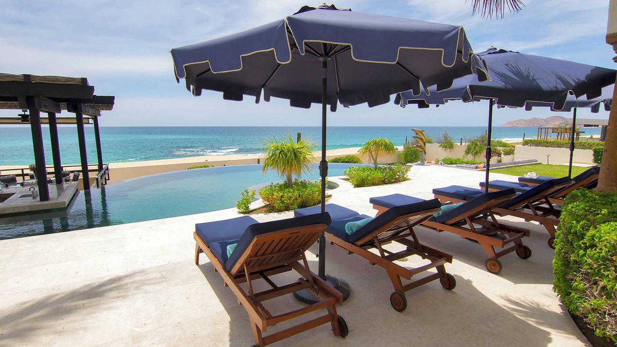 San Jose del Cabo Villa | Spectacular Estate Close to Beach, 7 Bedrooms, Gorgeous Villa!