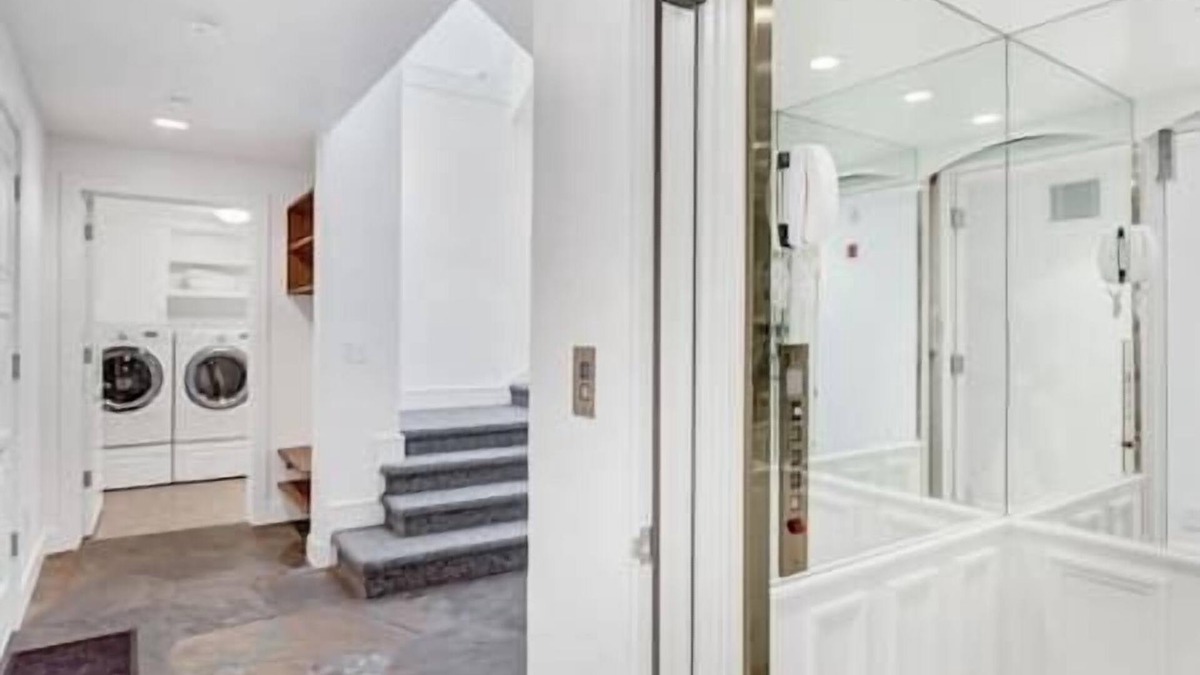 Aspen House | Spectacular Home in Aspen, Great Location, Hot Tub
