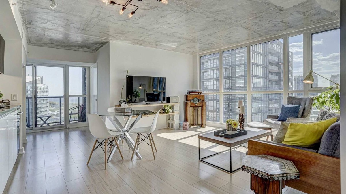 Fort York Condo | Spectacular Lake view! spacious 3 bedroom condo, A+ amenities