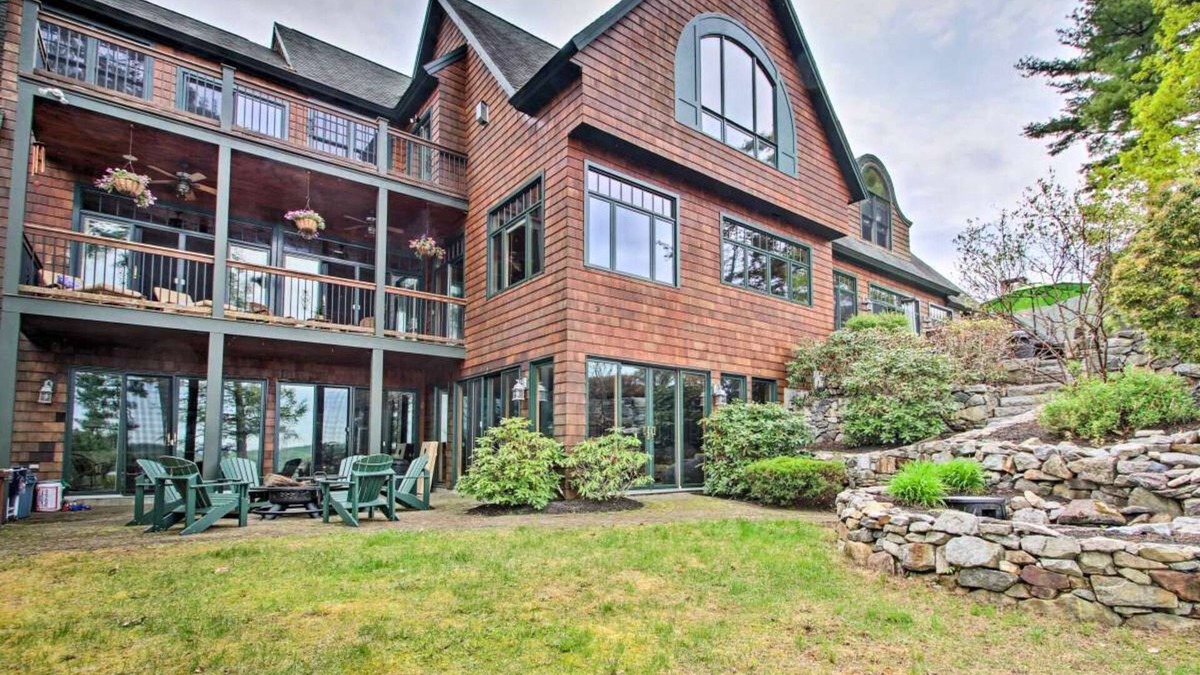 Alton Bay House | SPECTACULAR LAKEFRONT VIEW WITH MOVIE THEATRE AND BOAT DOCK ALTON BAY NH