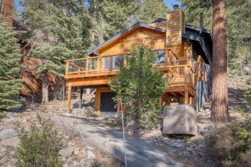 Kings Beach House | Spectacular Lakeview Cabin