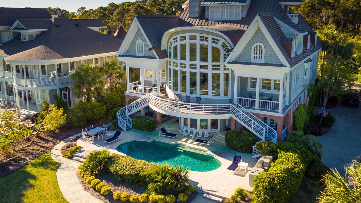 Vanderhorst Plantation House | Spectacular Oceanfront Kiawah Home With Pool And Private Boardwalk To Beach