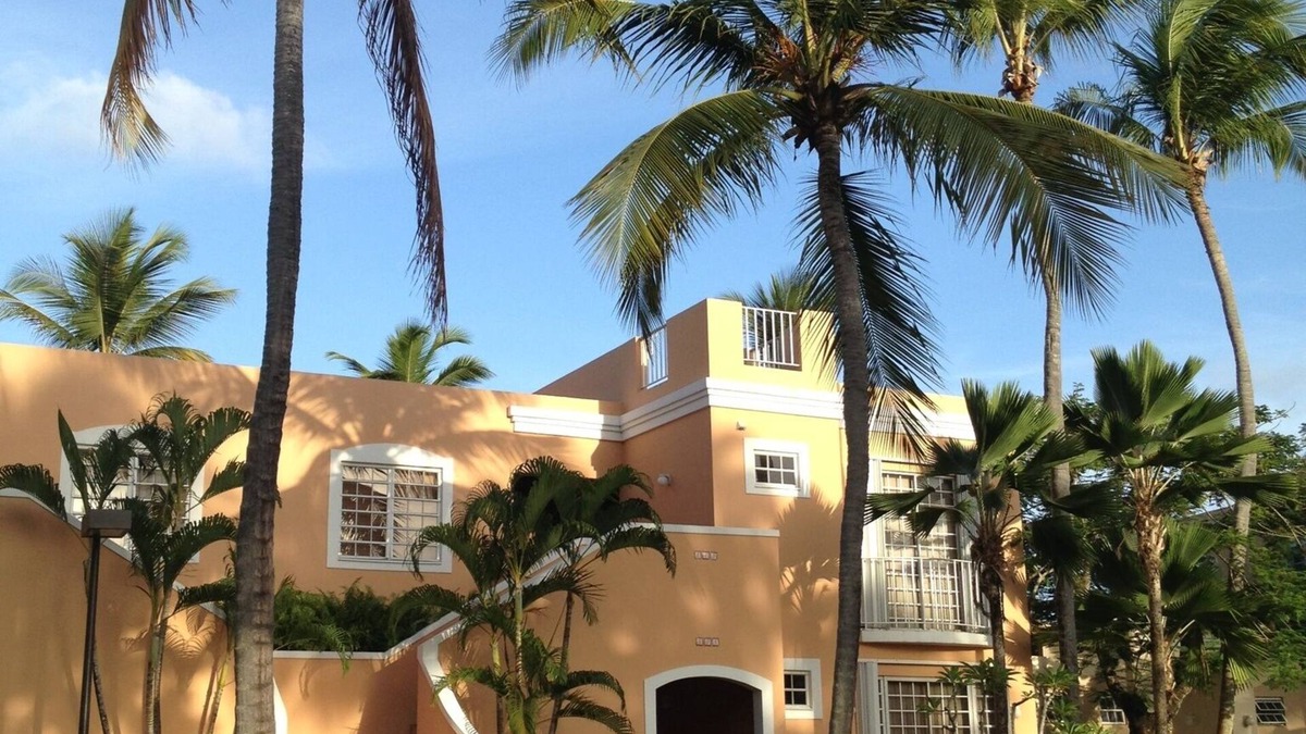 Candelero Abajo Condo | Spectacular Palmas del Mar Poolfront Villa, 2 Mins from the Beach!
