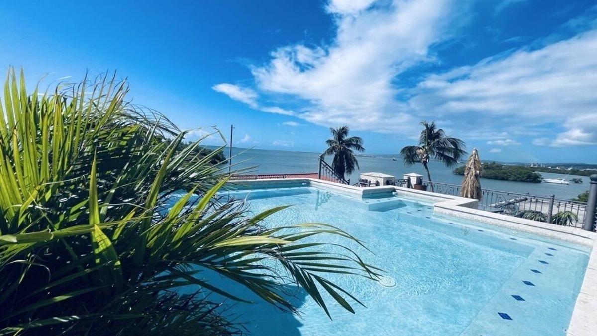 Penuelas Villa | spectacular Penthouse on the Shores of the Caribbean Sea