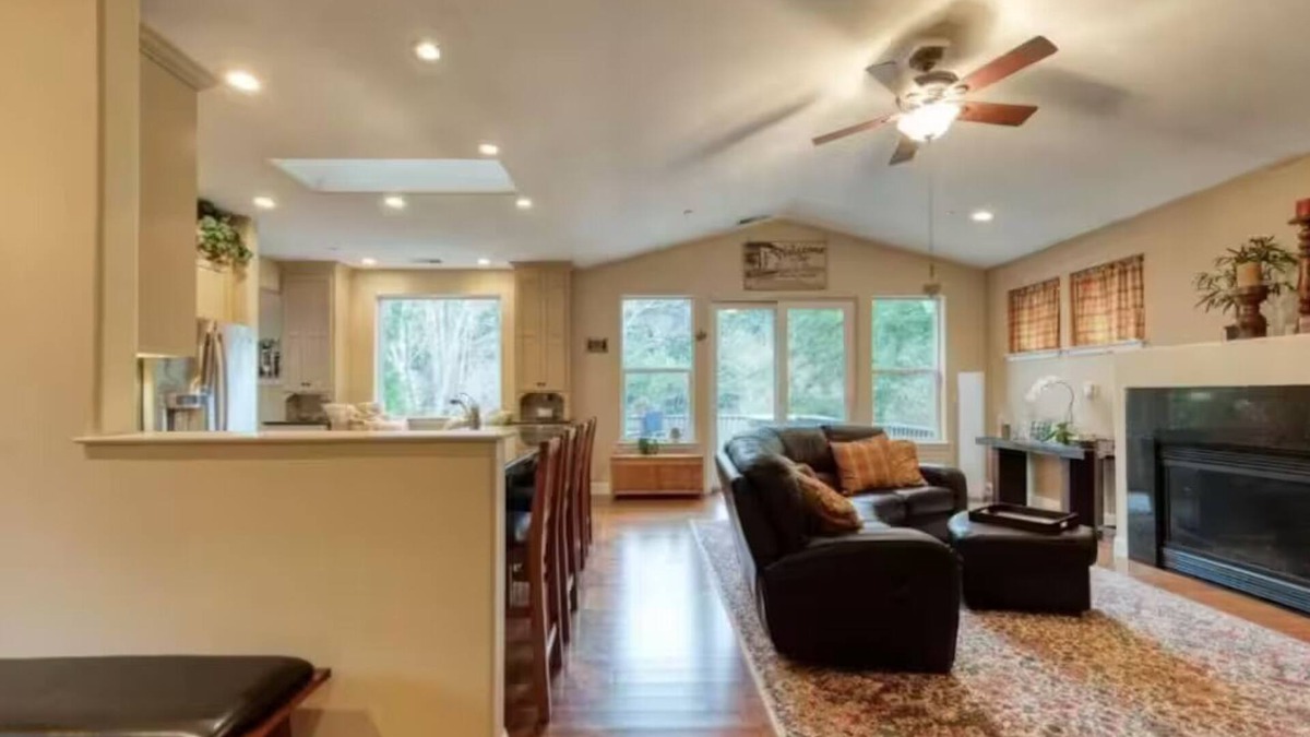 Cazadero House | Spectacular Riverfront sanctuary 3-bedroom home with Hot Tub near Monte Rio