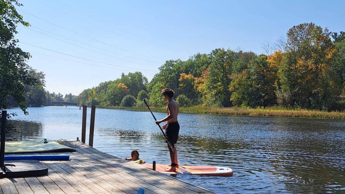 Washago Cottage | Spectacular Riverfront Cottage + Bunkie on Gravenhurst. Pet friendly