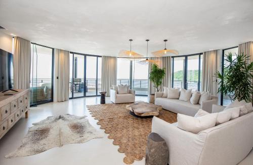 Durban Point Apartment | Spectacular Sea view Durban Presidential Penthouse