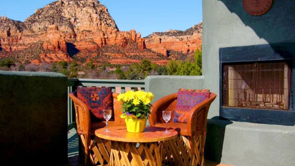 West Sedona House | Spectacular Sedona Red Rock And Sunset Views-Honeymoon Escape-Luxurious Hot Tub!