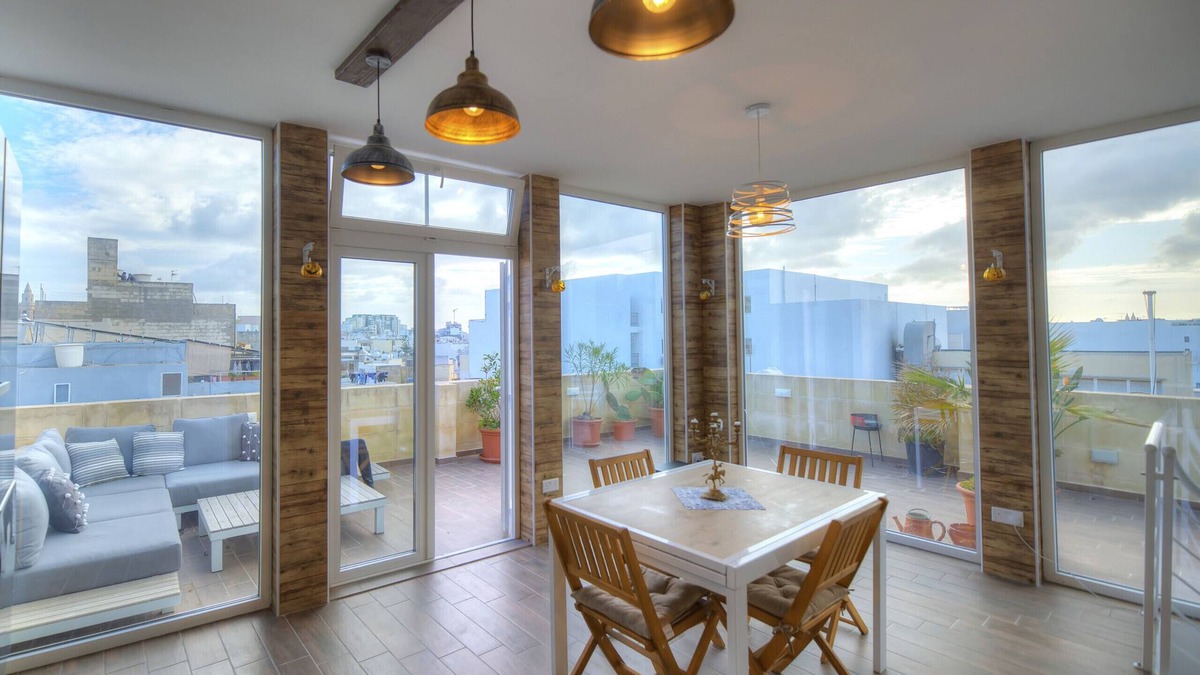 Sliema Ski Chalet | Spectacular spacious house with sun terrace ILJU1-1