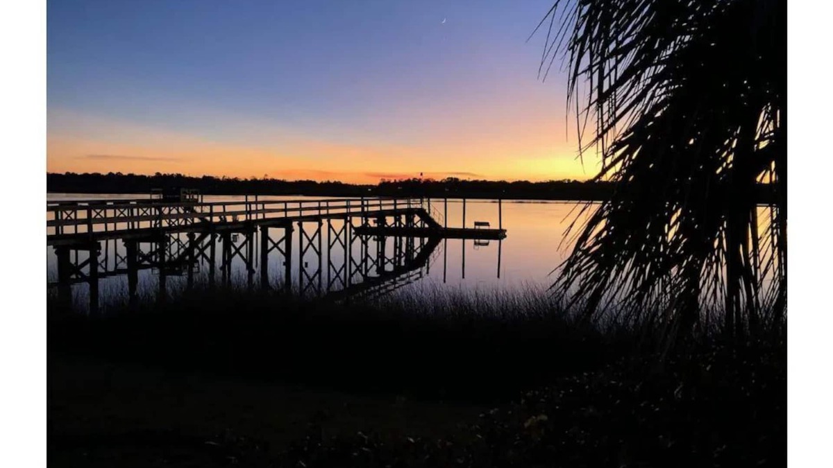 Cordesville House | Spectacular Sunsets on the Ashley River