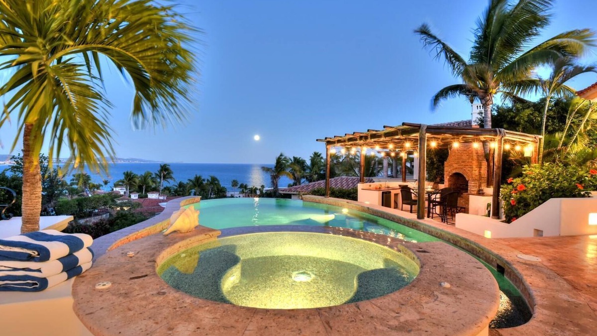 San Jose del Cabo House | Spectacular views! Recently remodeled 4 BD home, just steps to beach in Palmilla