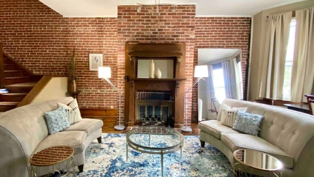 Logan Circle House | SPECTACULAR VICTORIAN IN LOGAN CIRCLE