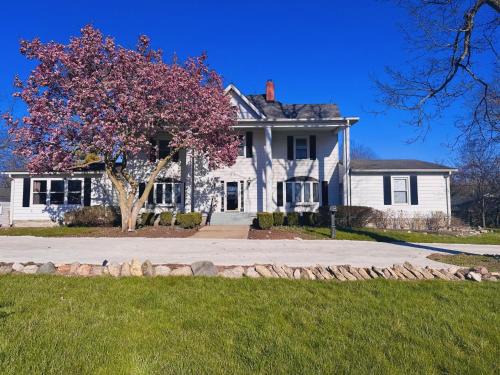 Speedway Bed & Breakfast | Speedway Legacy Inn