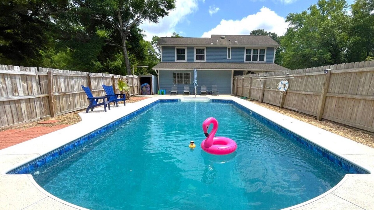 Milton House | Spencer Field - The Blue Escape Pool House!