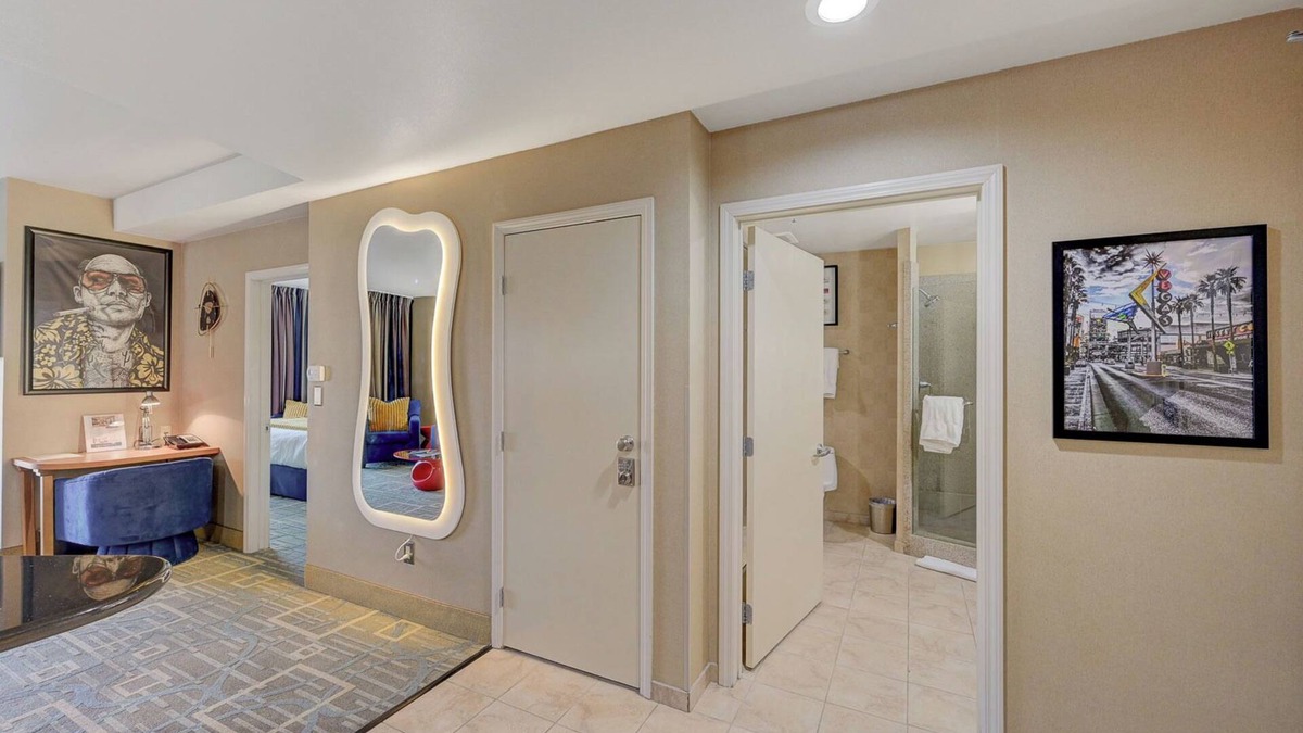 Las Vegas Apartment | Sphere in 4K - Vintage Vegas Condo with Sphere and Strip Views!
