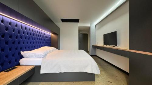 Kaluza Apartment | Spill Apartments