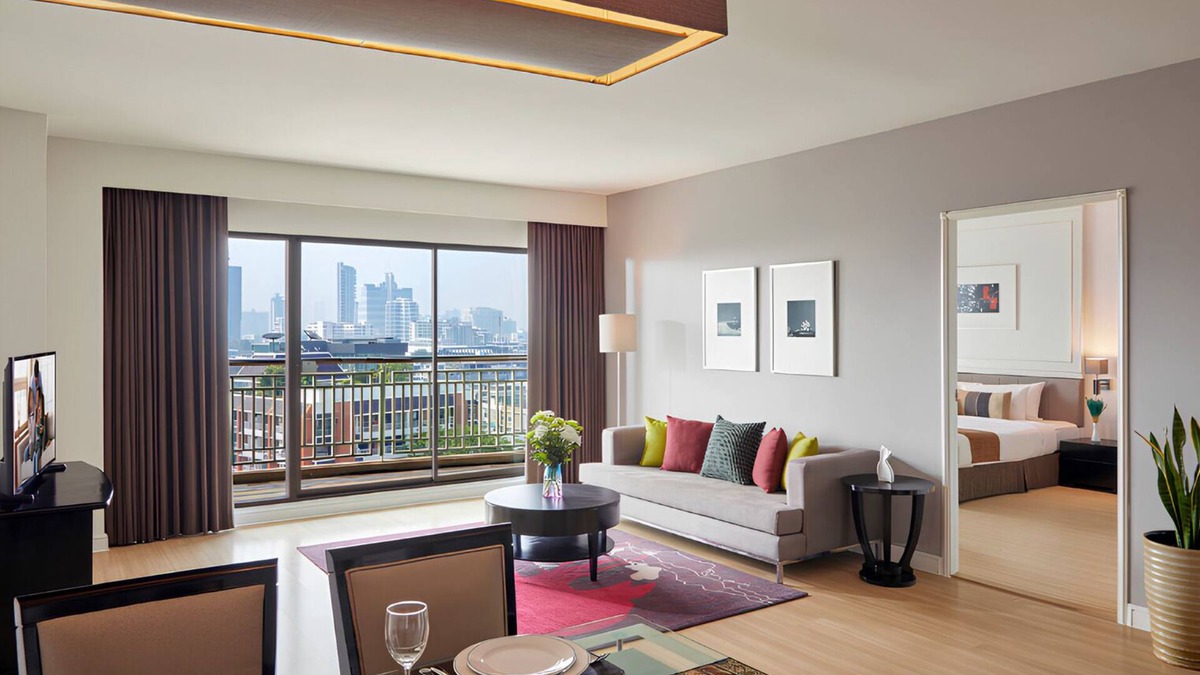 Thung Maha Mek Condo | SPL 1 Br/Serviced/Monthly