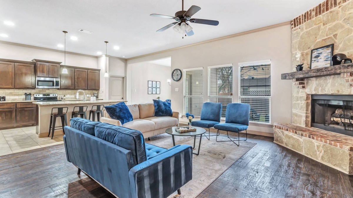 Rockwall House | Splash of Blue Cozy Home