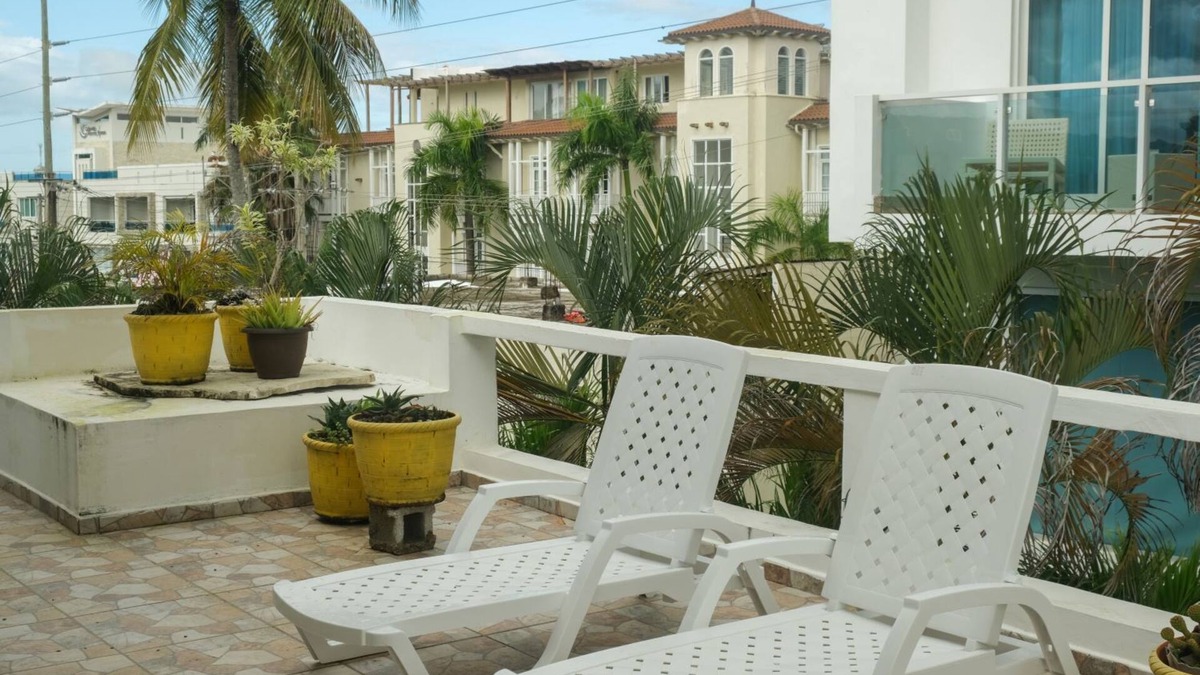 ProCab Apartment | Splendid 3-Bedroom Penthouse in vibrant Cabarete Center