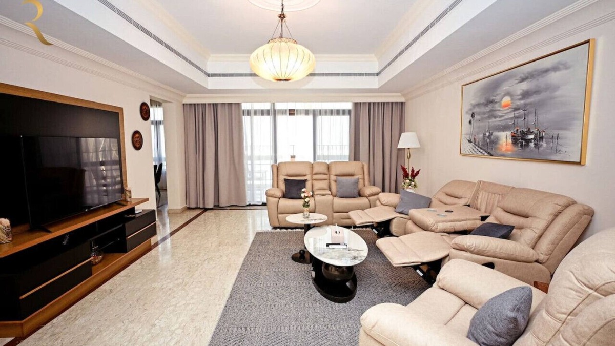 Abu Dhabi City Center Apartment | Splendid 3BR Coastal Escape - Corniche Beach