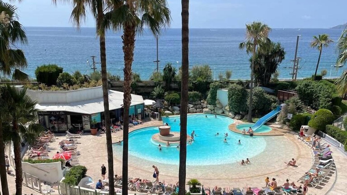Cannes La Bocca Apartment | Splendid sea view - 2 comfy rooms - Swimming pools