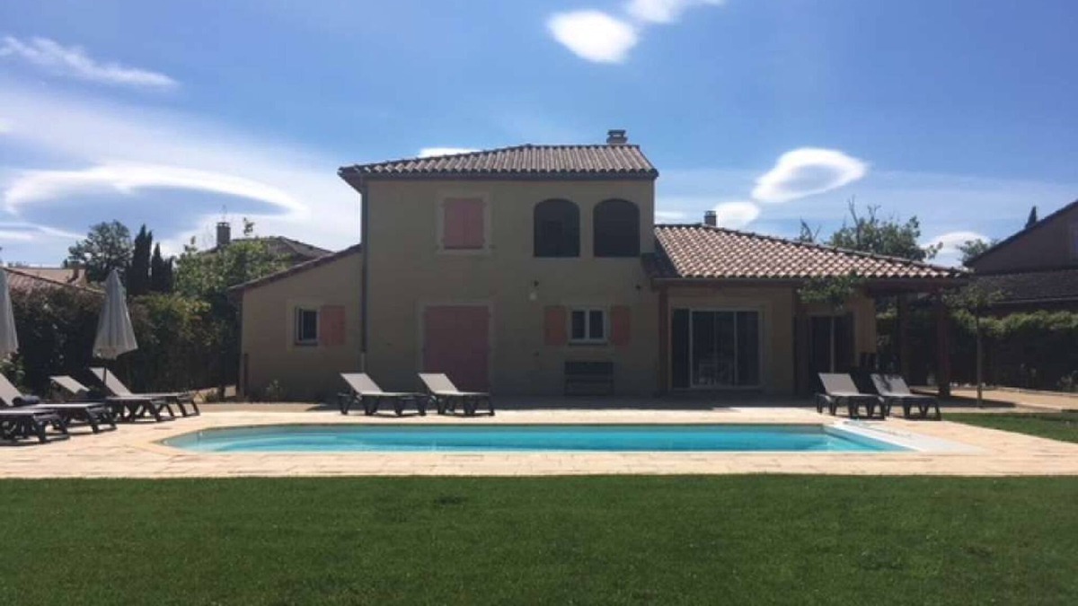 Vallon-Pont-d'Arc Villa | Splendid Vallon-Pont-d'Arc Villa | 5 Bedrooms | Villa Domaine Les Rives de.