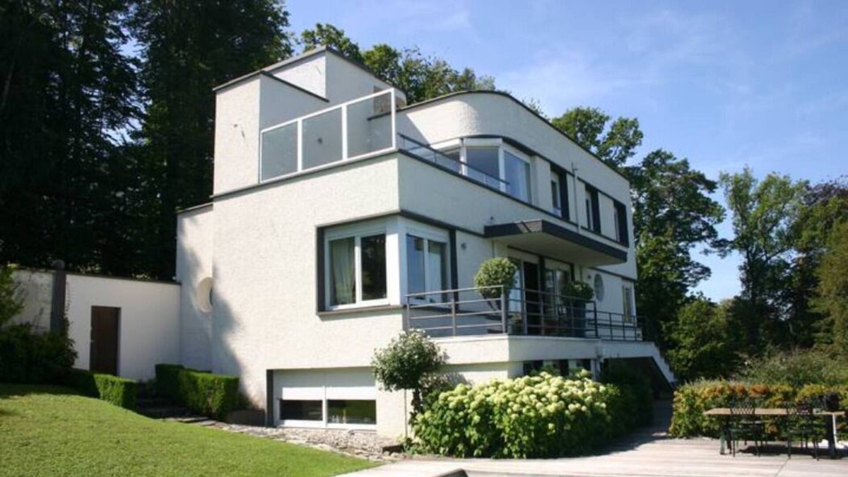 Evian-les-Bains Villa | Splendid Villa in the center of Evian with panoramic views of the lake